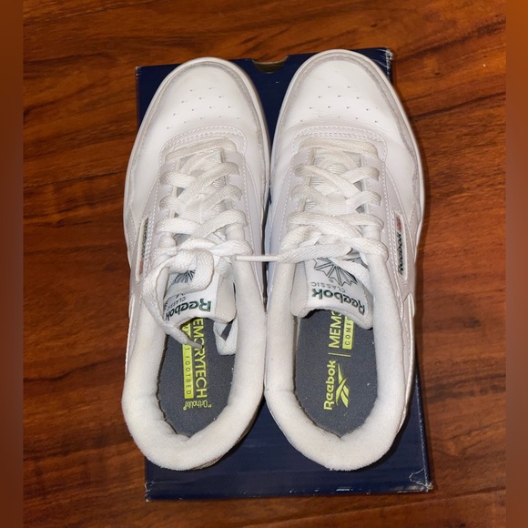 Reebok Women’s Club Memt/ Size 6 1/2 W - Picture 2 of 5
